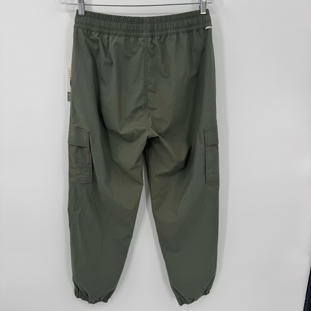 Vuori Olive Green Cargo Joggers - Picture 9 of 15